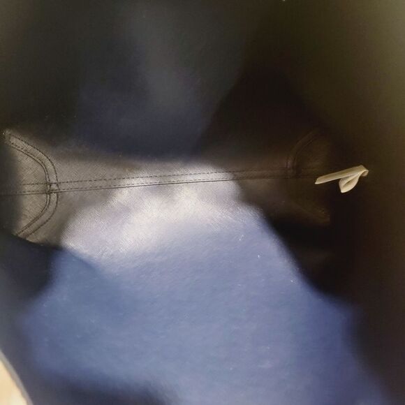 Tommy Hilfiger Talia Daisy Red White Blue Reversible Tote 18 x 12 - Picture 4 of 8